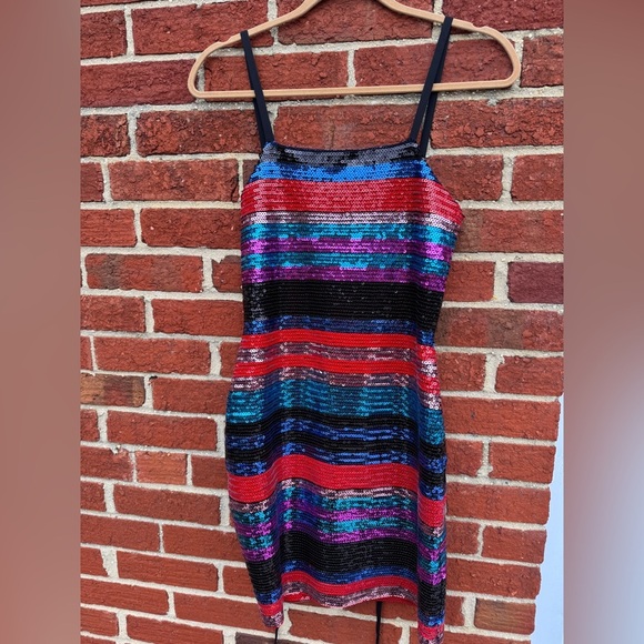 Wayf Manfi Stripe Sequin Dress - Picture 4 of 9